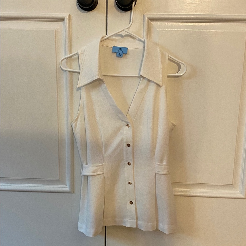 CeCe top. Never worn.